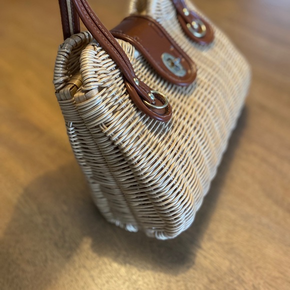 Vintage Brown Woven Handbag - Picture 2 of 10